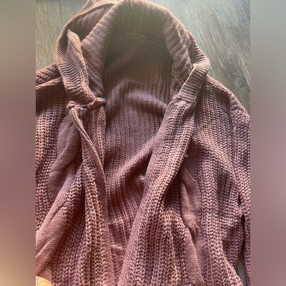 EMERY ROSE NWOT sweater - Picture 7 of 7